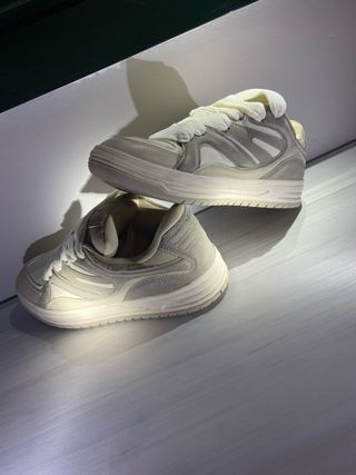 Zapatillas Bershka Talla 39 Beige/Gris