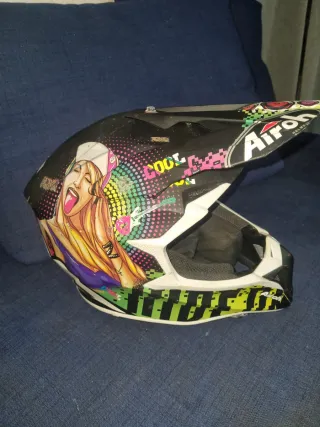 Casco Moto Airoh Diseño Chica