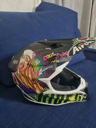Casco Moto Airoh Diseño Chica