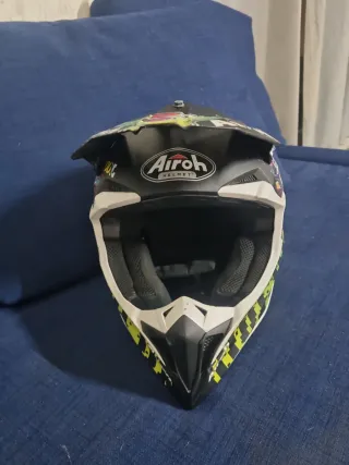 Casco Moto Airoh Diseño Chica