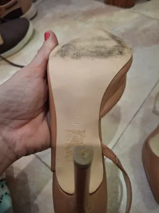 Zapatos de tacón La Strada beige