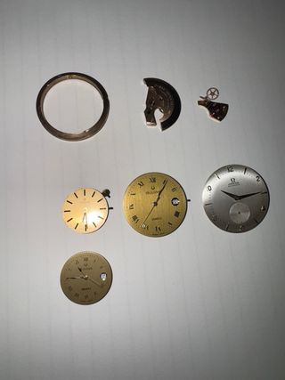 Maquinarias de relojes variadas