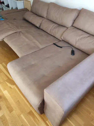 Sofá chaiselongue marrón tela