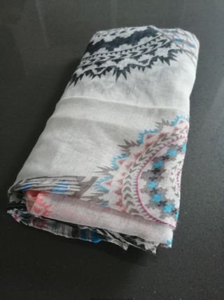 Fular fluido jacquard multicolor