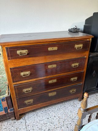 Mueble antiguo cajones madera y metal