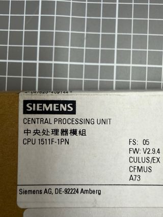 Siemens S7-1500 CPU + DI + DQ