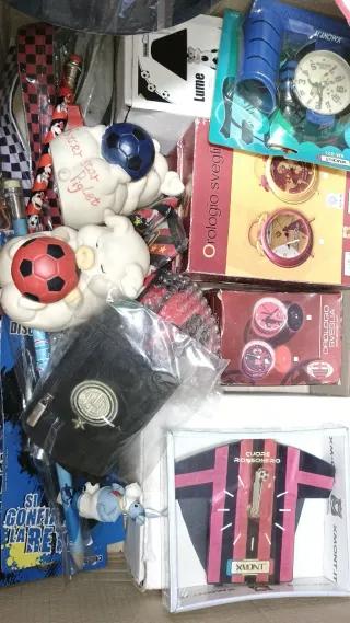 Gadget sportivi assortiti