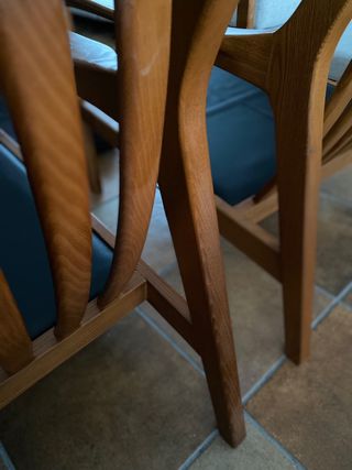 Pareja Sillones Cuero y Madera