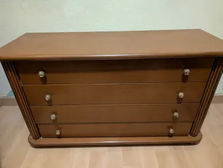 Cómoda 4 cajones y Mesita 3 cajones