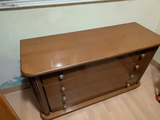 Cómoda 4 cajones y Mesita 3 cajones