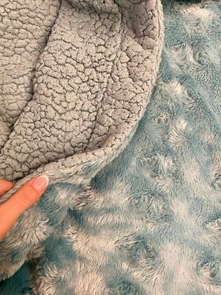 Manta azul 128x170cm suave