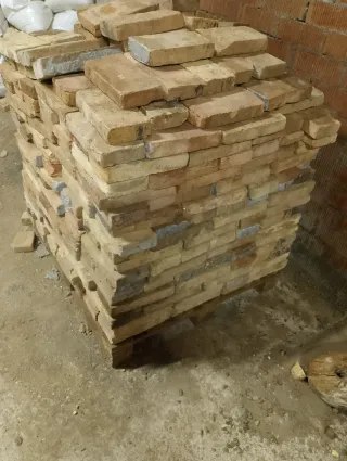 Ladrillos macizos antiguos