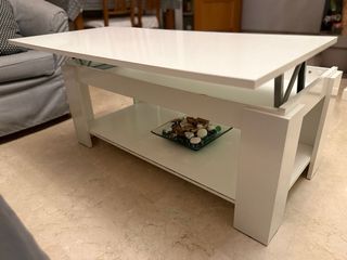 Mesa de centro elevable blanca