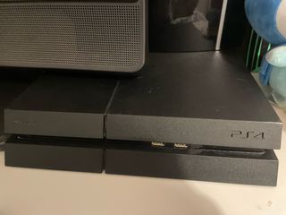 Consola Sony PS4 Negra