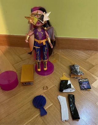 Muñeca LOL OMG Ms. Direct Movie Magic