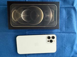 iPhone 12 Pro Oro