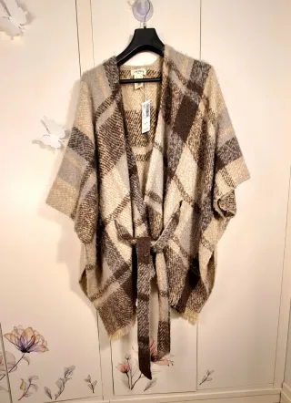 Poncho-mantella a quadri beige e marrone