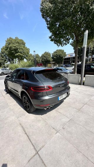 Porsche Macan 2016