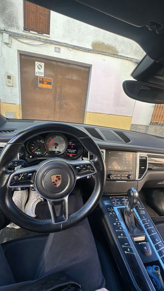 Porsche Macan 2016