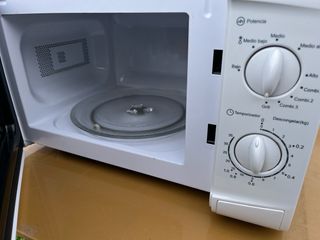 Microondas con Grill Blanco