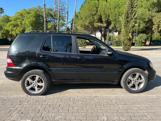 Mercedes-Benz Clase M 2005