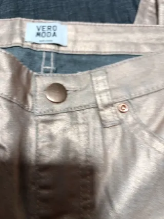 Vaqueros Vero Moda rosas brillantes