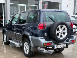 Nissan Terrano 3.0DI Luxury 5p