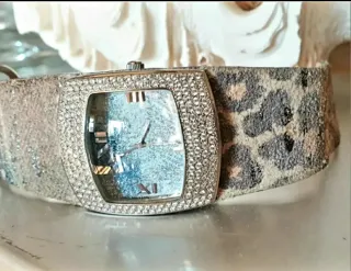 Reloj Newman con Cristales y Leopardo