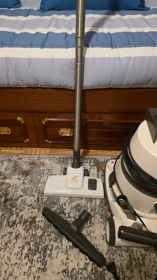 Aspiradora de agua Delphin