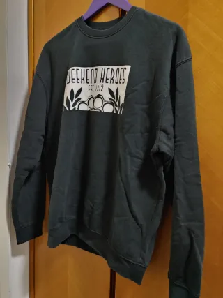 Sudadera Weekend Heroes Negra