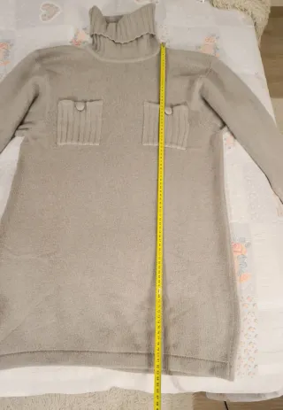 Maglione lungo beige in lana