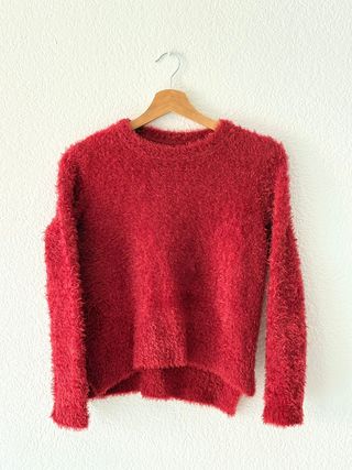 Jersey peludo rojo suave talla S/M