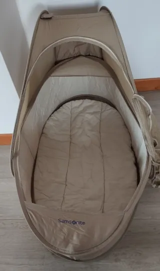 Minicuna de viaje plegable