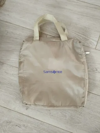 Minicuna de viaje plegable