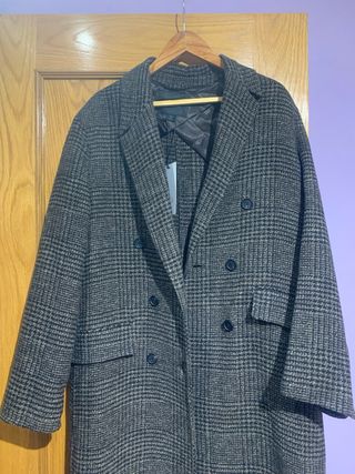 Abrigo Zara cuadros oversize Talla S