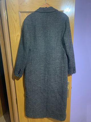 Abrigo Zara cuadros oversize Talla S