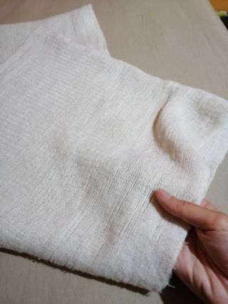 Bufanda de cuello blanca