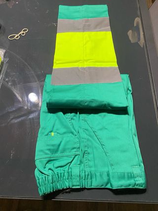 Pantalón de trabajo Velilla verde Talla L, 44.