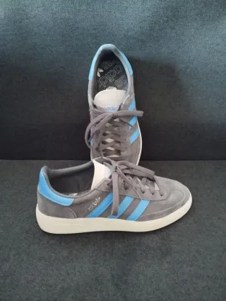 Adidas Spezial grises