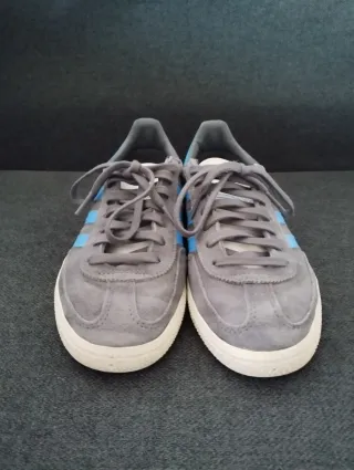 Adidas Spezial grises
