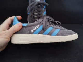 Adidas Spezial grises