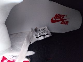 Nike Air Jordan 1 Rojas