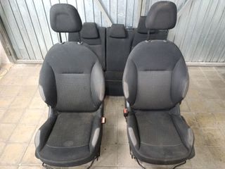 JUEGO ASIENTOS COMPLETO PEUGEOT 208