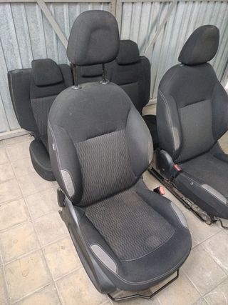 JUEGO ASIENTOS COMPLETO PEUGEOT 208