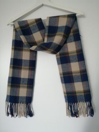 Bufanda de punto con cuadros