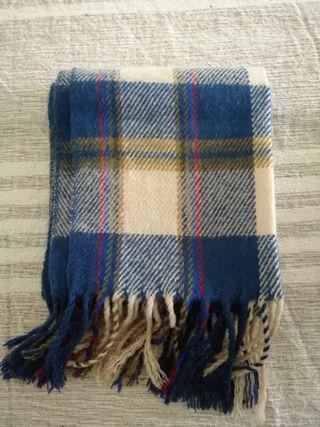 Bufanda de punto con cuadros