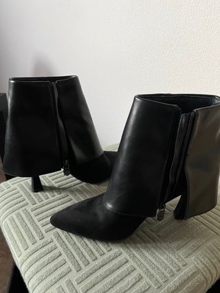 Stivaletti neri tacco medio alto n.38