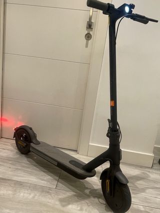 Patinete Eléctrico Xiaomi Essential