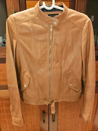 Chaqueta de cuero Massimo Dutti marrón
