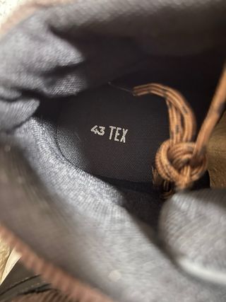 Botas negras de estilo urbano – Talla 43